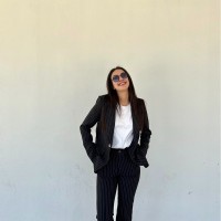 Ayşegül şair