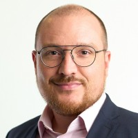 Dr. Alexander Motzek