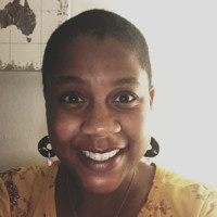 Nina Davis