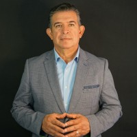 Moises Celaya