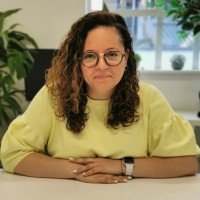 Elina Landsman