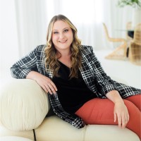 Brianna Hoyle, Ncidq, Iida