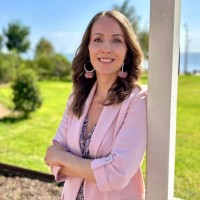 Katya Ivanova Santos