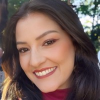 Thais Vieira