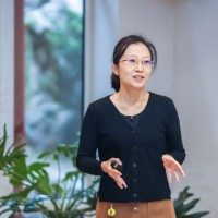 卢晓明