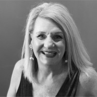 Stephanie Clifton, CIS