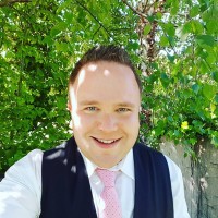 Tom Yelland