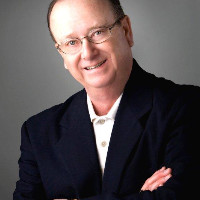 Bruce Holmes