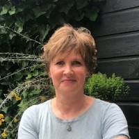 Jolanda Van Selst- Boven