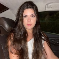 Laura Medeiros