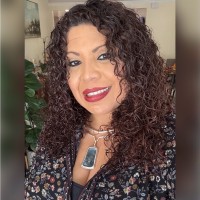 Myrna Lara