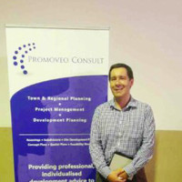 Louis Roodt
