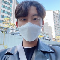 신재민
