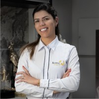 Aline Moura dos Santos