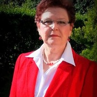 Dr Amra Pacuka