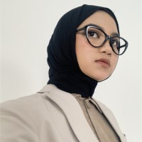 Selvi Esha Putri