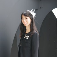 Echo Yu He 何雨