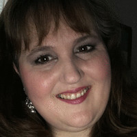 Melissa Hayden-Robles