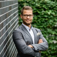 Karsten P.
