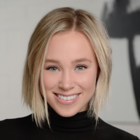 Sarah Hoffner