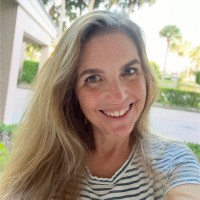 Christie Ray