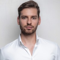 Ákos Bakos