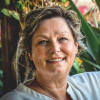 Sandra Van Der Meulen