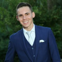 Tiago Favaro Becker