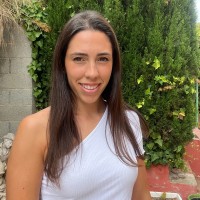 Laura L.