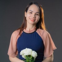 Thuy Ho