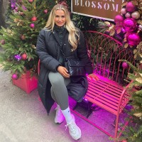 Samantha Robinson