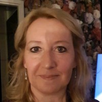 Esther Van 'T Wout-Van Den Berg