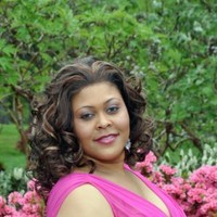Gloria Warren
