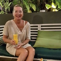 Julie Nickson