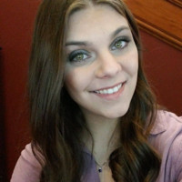Cassandra DeVries
