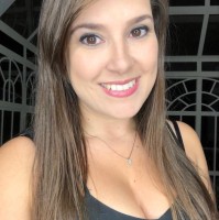 Isabelle Guimarães Zechin