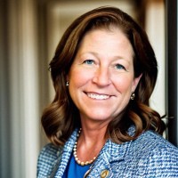 Carol Dehaan Molinari