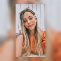 Psikolog Elif Bayburtlu