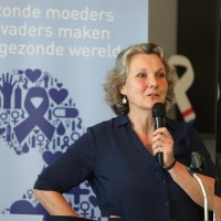 Nadine Pakker