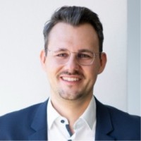 Alexander Lang
