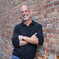 Robert Andrews