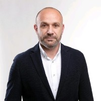 𝖱𝗎𝖻e𝗇 𝖫𝖺𝗑 𝖭𝖺𝗏𝖺𝗋𝗋𝗈