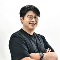 Junhong Tan
