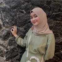 Putri Larasati
