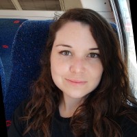 Paula Warth