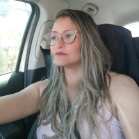 Nádia Cristina Soares Marinho