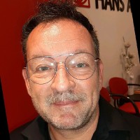 Ronald Van Schaik