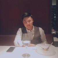 Shengjie Yang