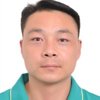 杨新春