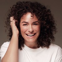 Lynn Tackaert